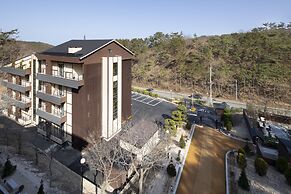 Tomonoya Hotel & Ryokan Gyeongju