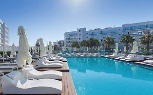 The Blue Ivy Hotel and Suites