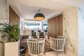 The Blue Ivy Hotel and Suites