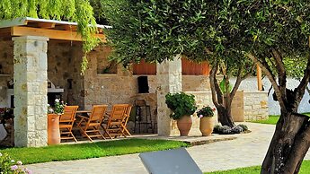 Serenity Villa Retreat in Corfu Close to Resort