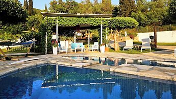 Serenity Villa Retreat in Corfu Close to Resort