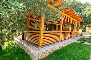 Mobile Home Rock Samphire 2