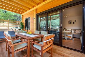 Mobile Home Rock Samphire 1