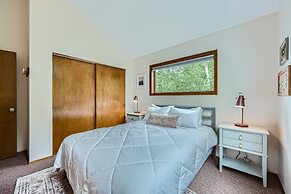 Keystone Gulch 1688 3 Bedroom Cabin by RedAwning