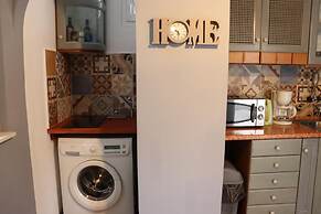 Art Apartment Nearby the sea