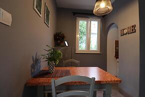 Art Apartment Nearby the sea