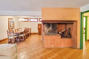 Villa La Bruscola by Mmega