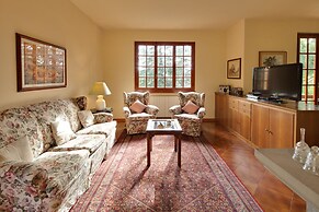 Villa La Bruscola by Mmega