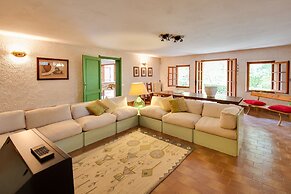 Villa La Bruscola by Mmega