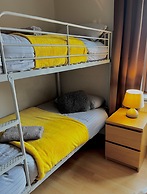 Immaculate 3-bed House With Private Secure Garden