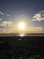 Immaculate 3-bed House With Private Secure Garden