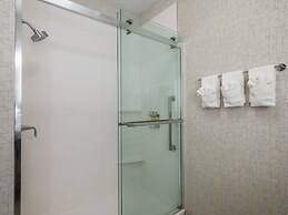 Holiday Inn Express And Suites Watertown by IHG