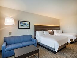 Holiday Inn Express And Suites Watertown by IHG