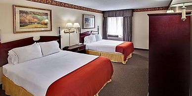 Holiday Inn Express And Suites Watertown by IHG