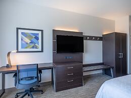 Holiday Inn Express And Suites Watertown by IHG