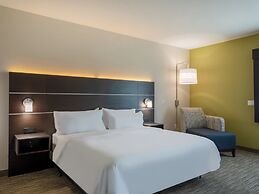 Holiday Inn Express And Suites Watertown by IHG