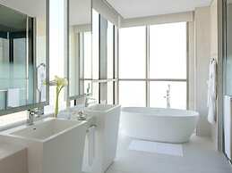 SLS Dubai Hotel & Residences