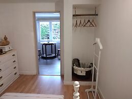 Charming 2-bed House in Sesimbra
