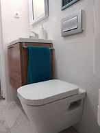 Charming 2-bed House in Sesimbra