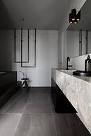 Luxurious Large Home, Perfect for Your Group