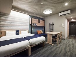 MONday Apart Premium GINZA SHINTOMICHO