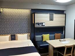 MONday Apart Premium GINZA SHINTOMICHO