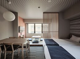 MONday Apart Premium GINZA SHINTOMICHO