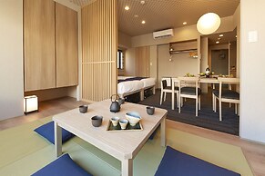 MONday Apart Premium GINZA SHINTOMICHO