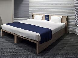 MONday Apart Premium GINZA SHINTOMICHO