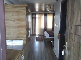 Hotel Harmony Blue Mcleodganj, Dharamshala