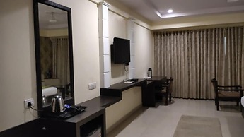 Hotel City Square by KeyMagics