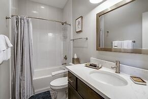 Willows At Grand Park 4 Bedroom Home by RedAwning