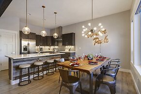 Willows At Grand Park 4 Bedroom Home by RedAwning