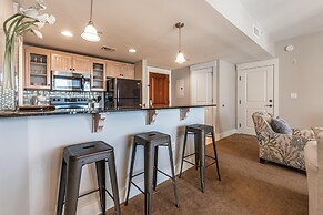 Market Street Inn 444