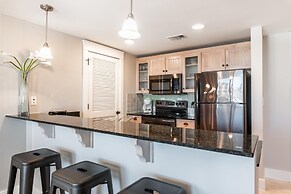 Market Street Inn 444