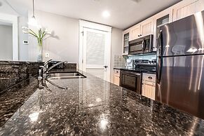 Market Street Inn 444