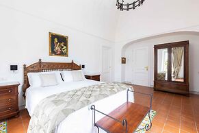 Elegant Sorrento Coast Villa with Pool and Tennis Court