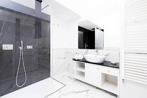 Elegant Sorrento Coast Villa with Pool and Tennis Court