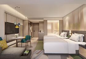 Holiday Inn Shanghai Nanjing Road by IHG