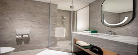 Holiday Inn Shanghai Nanjing Road by IHG