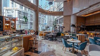 Holiday Inn Shanghai Nanjing Road by IHG