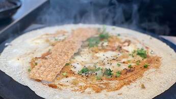 Holiday Inn Shanghai Nanjing Road by IHG