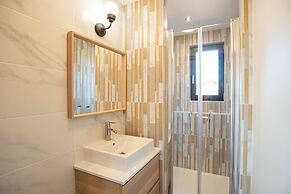 La Maison Devant La Prairie