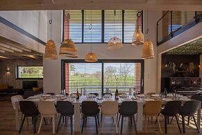 La Maison Devant La Prairie