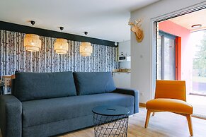 La Maison Devant La Prairie