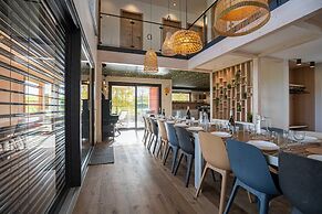 La Maison Devant La Prairie