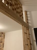 La Maison Devant La Prairie