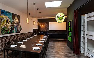 La Maison Devant La Prairie