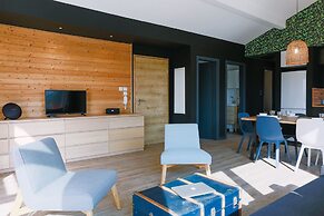 La Maison Devant La Prairie