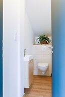 La Maison Devant La Prairie